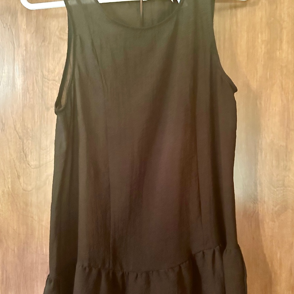 Black sleeveless blouse